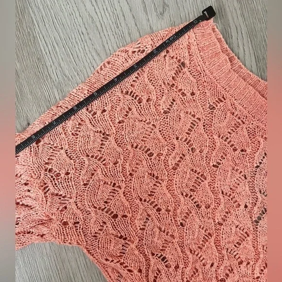 Sfera Pink Knit Sweater with back cutout detail - size Euro M - Picture 7 of 8